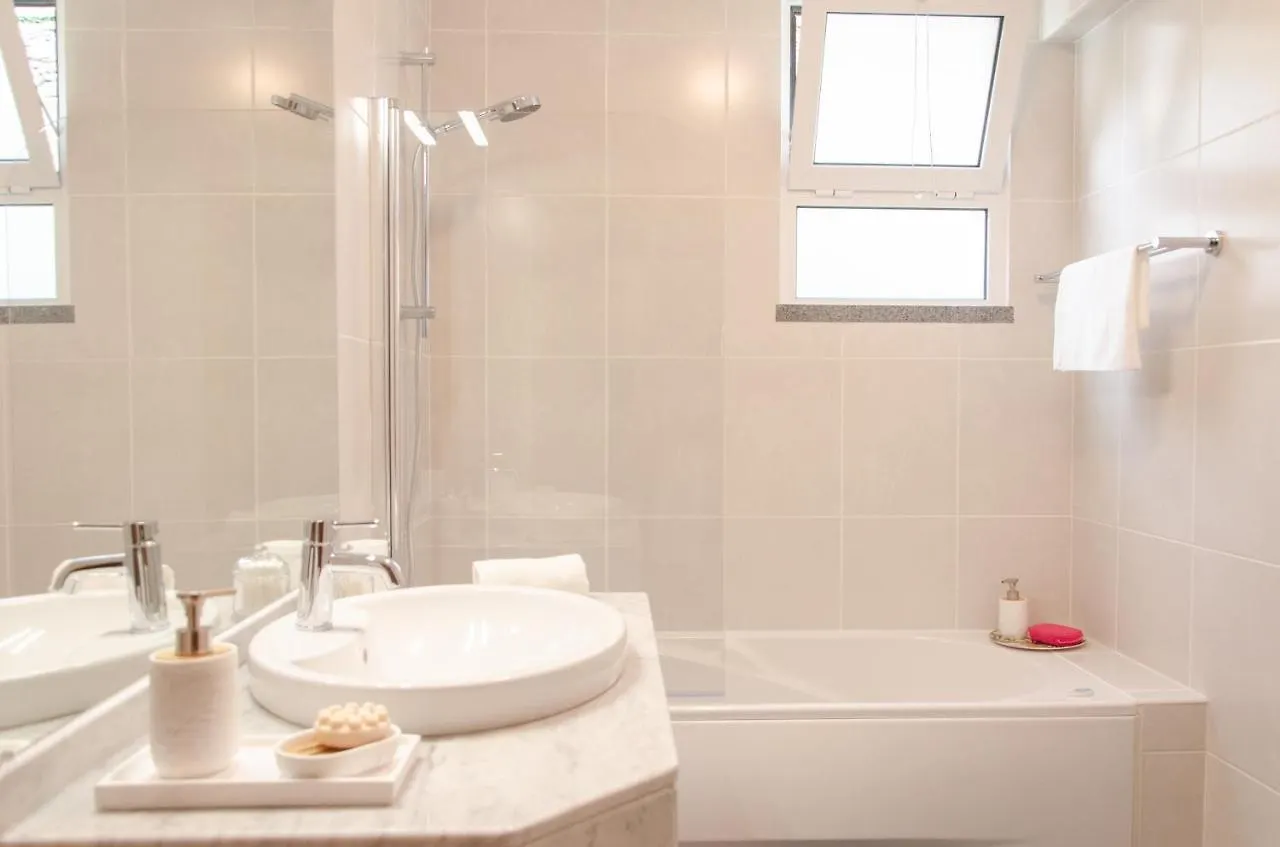 Unique Tropical Style Penthouse With A Dreamy View - By Portugal Collection Apartment Calheta  0*, Calheta (Madeira)