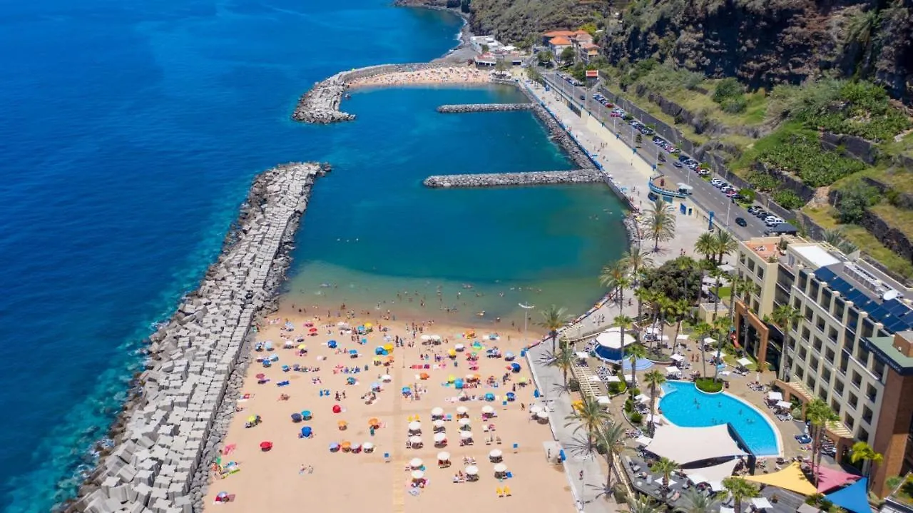 Unique Tropical Style Penthouse With A Dreamy View - By Portugal Collection Apartment Calheta